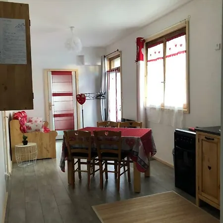 L'edelweiss Apartment *